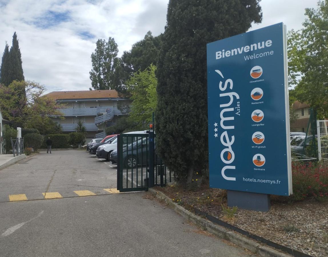 Hotel Noemys Arles Zewnętrze zdjęcie
