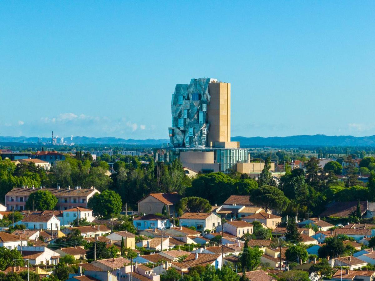 Hotel Noemys Arles Zewnętrze zdjęcie