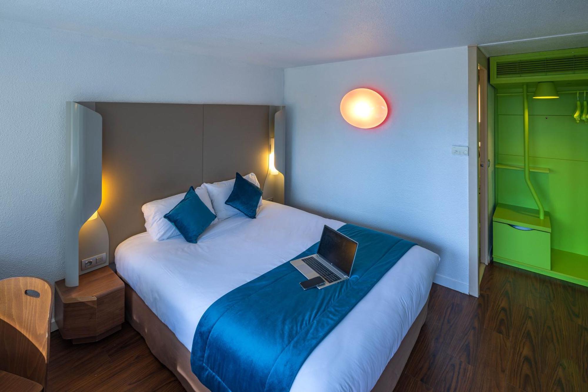 Hotel Noemys Arles Zewnętrze zdjęcie
